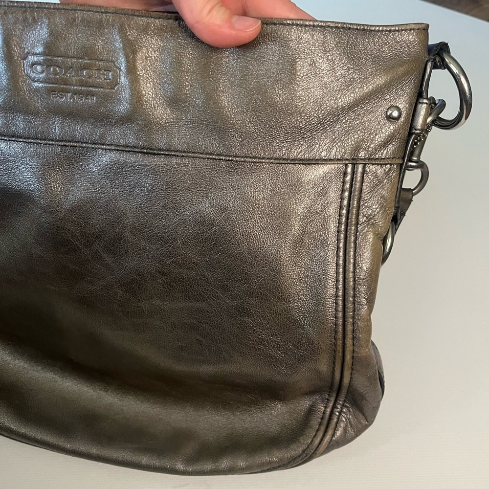 Coach - Metallic Silver Zoe Hobo bag 2010 - Picture 7 of 8